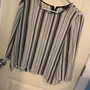 Striped professional blouse🖤🤍
